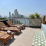Santa Isabel - Villa De Diseno Con Vistas Privilegiadas Y Piscina